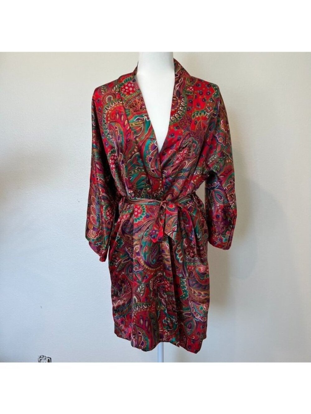 Boho 90s Vintage Paisley Pattern Satin Red Robe Size Small